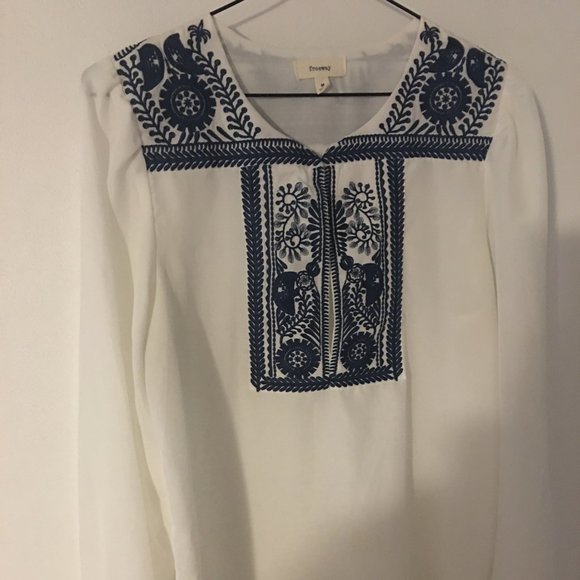 EUC Freeway (Lulu's) Embroidered Silk Blouse Size M - Picture 1 of 3